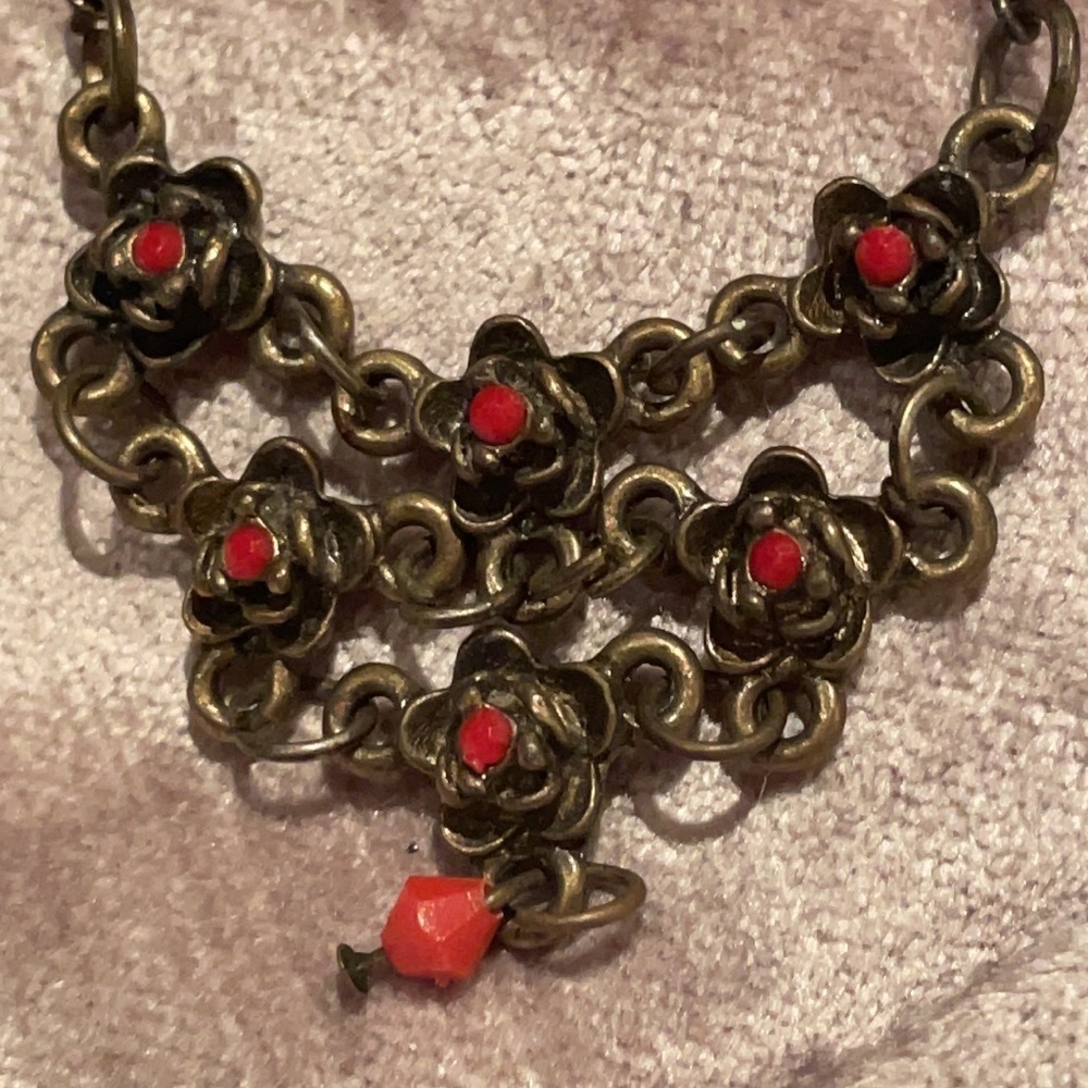 Dainty  Necklace with Flowers 16-18”